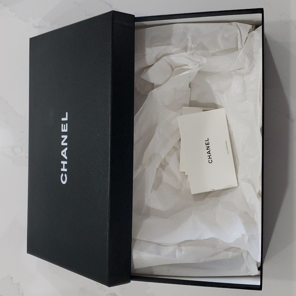 Chanel shoe box